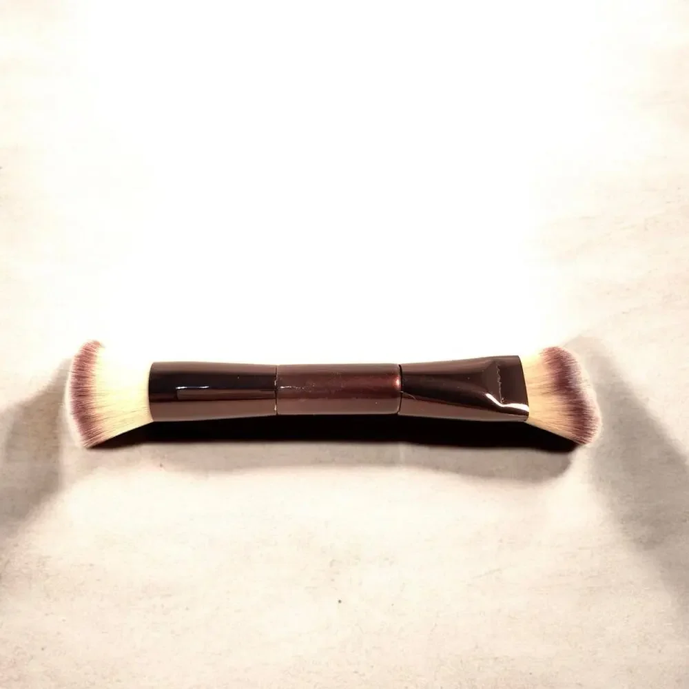 Dual End Makeup Brush New, Bronze Lacquer